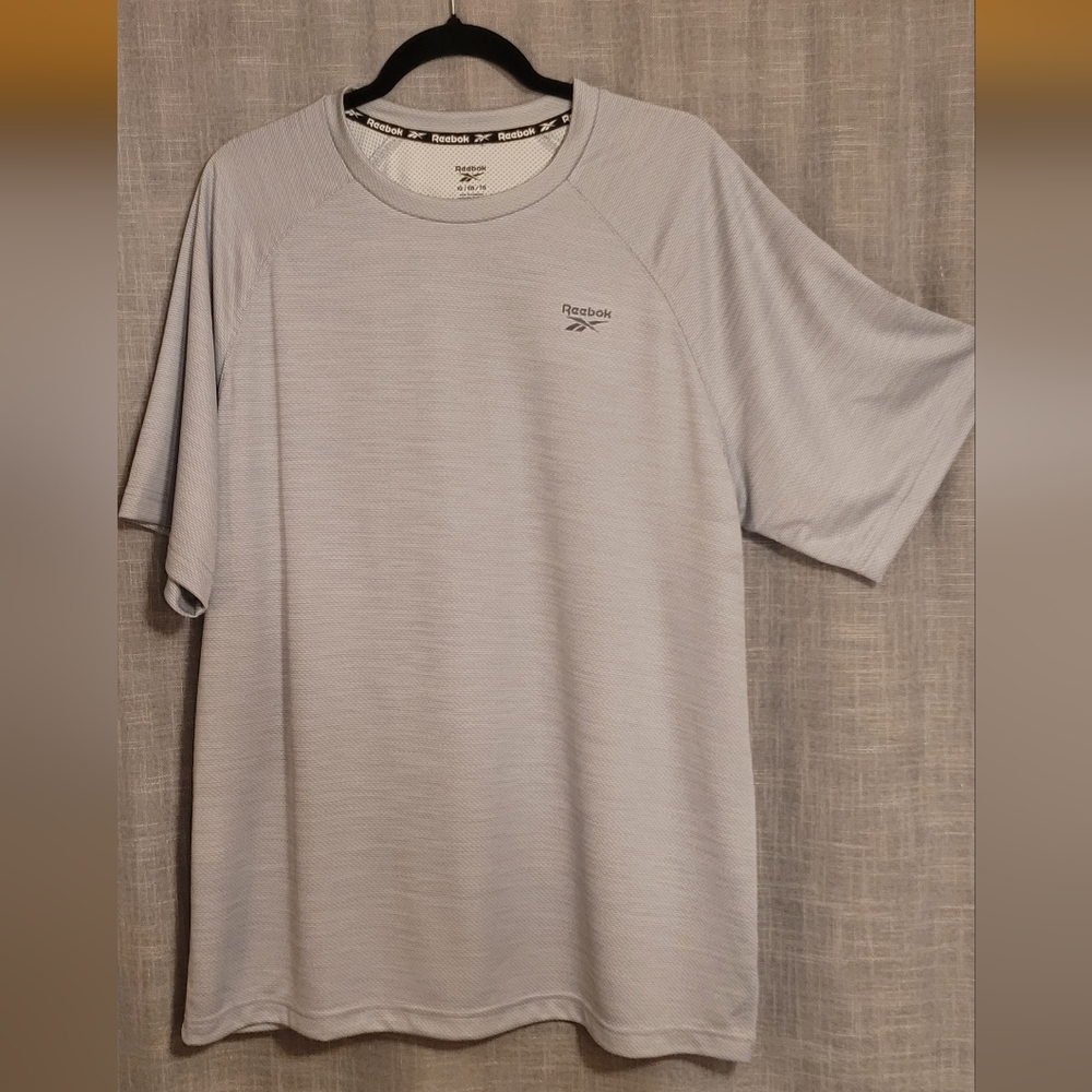 Reebok Men's Heather Gray Short Sleeve Tee